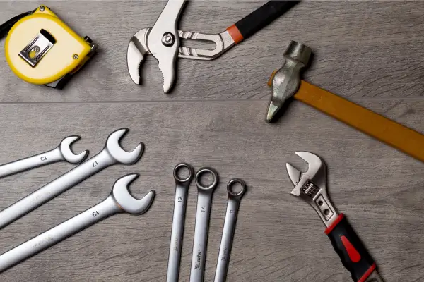Kit básico de ferramentas para casa